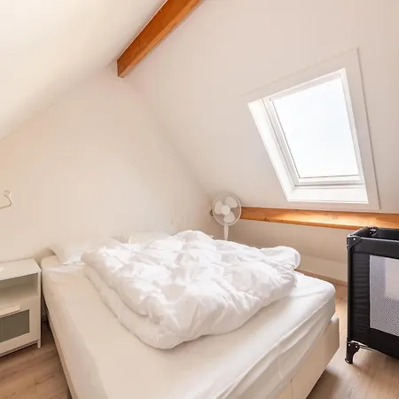 Holiday home Stylish Polder House In A Quiet Location